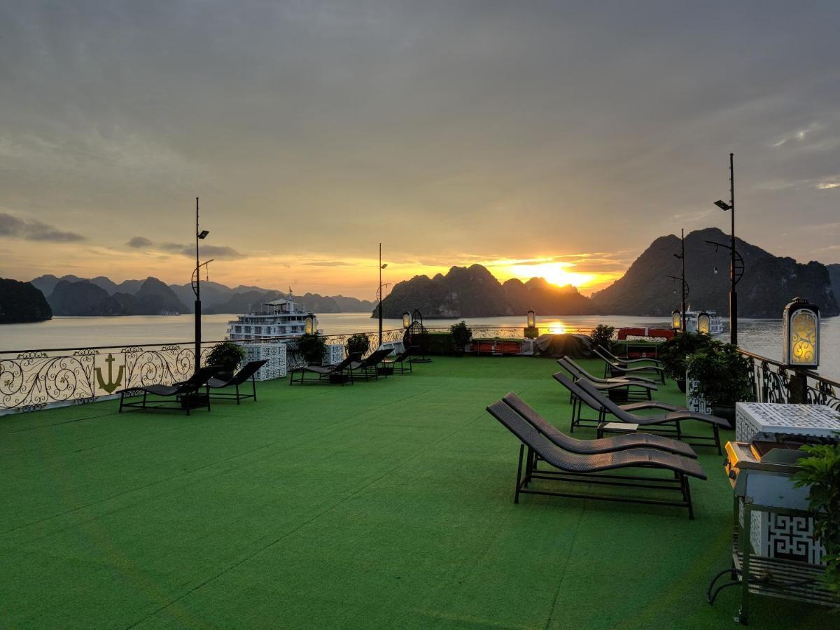 Halong Aquamarine Royal Cruise Hotel Ha Long Exterior foto