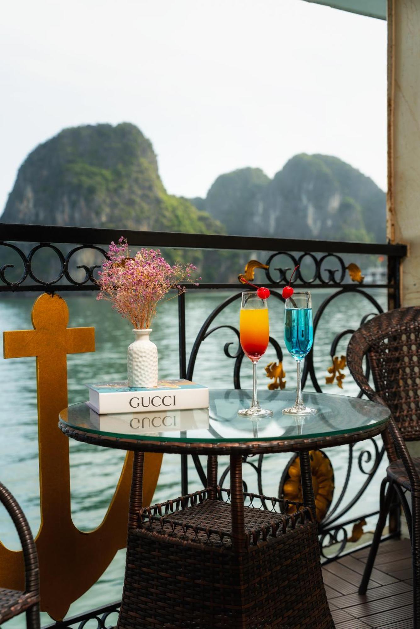 Halong Aquamarine Royal Cruise Hotel Ha Long Exterior foto